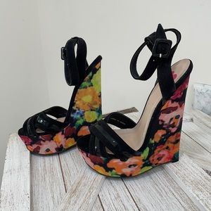 2B Bebe- floral Wedges